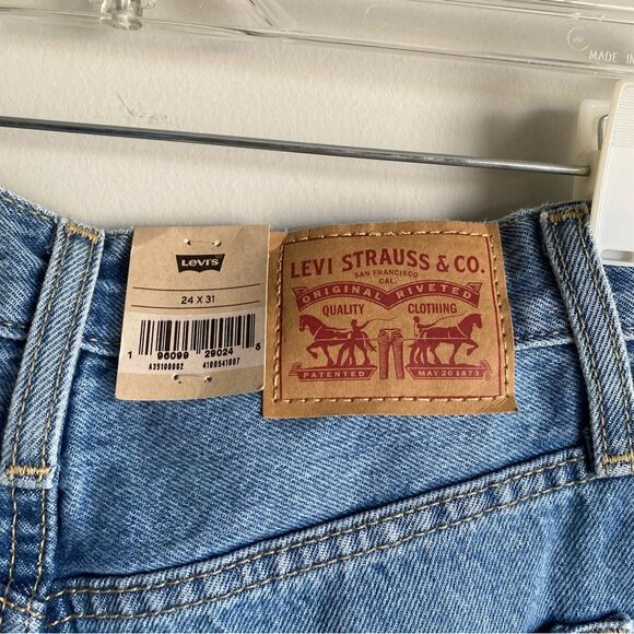 Levis' '94 Baggy Distressed Straight Jeans 24/31 NWT - Picture 8 of 10